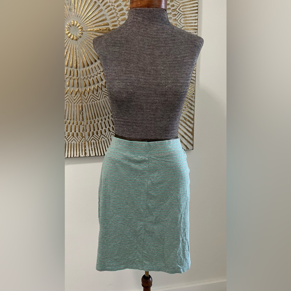 Toad & Co Teal Skirt Medium -Sustainable Travel Casual Soft Stretch